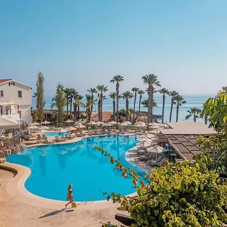 Louis Althea Protarász