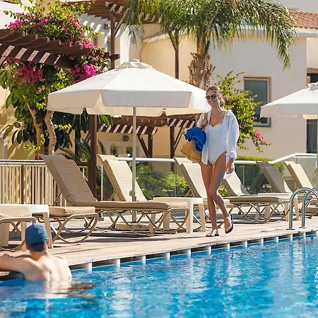 Louis Althea Hotel